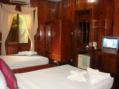 Neak Pean - Wooden House 3* Siem Reap