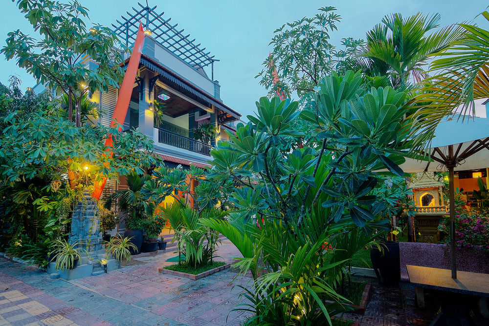 Mango Rain Boutique Hotel