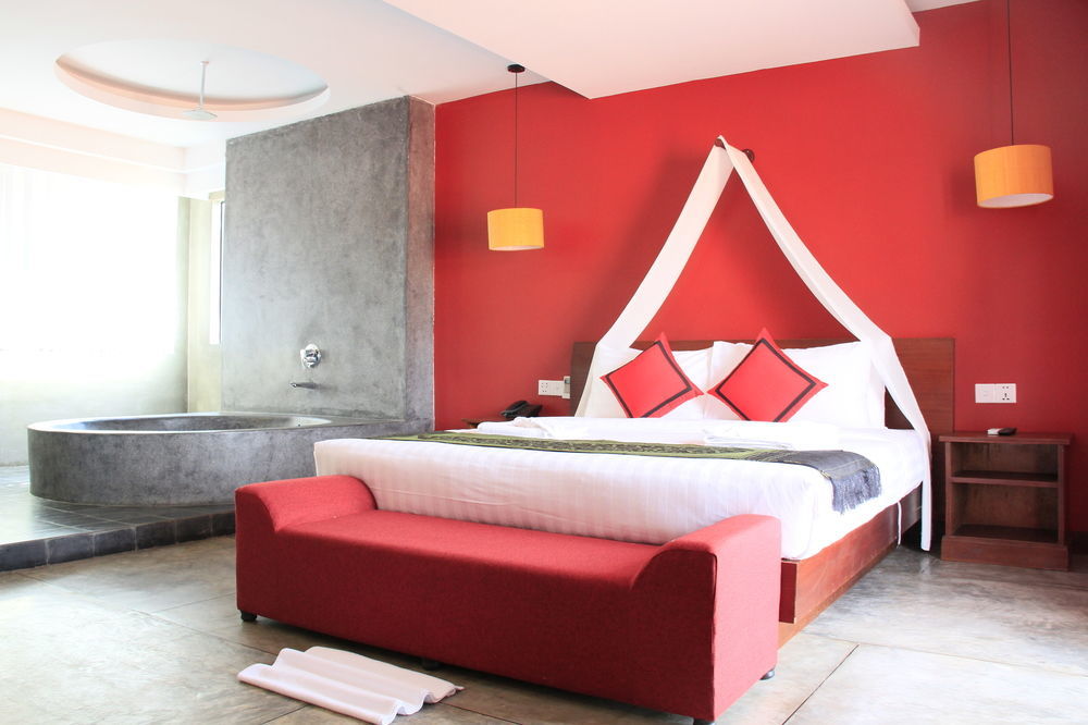 Mekong Angkor Palace Hotel 4*