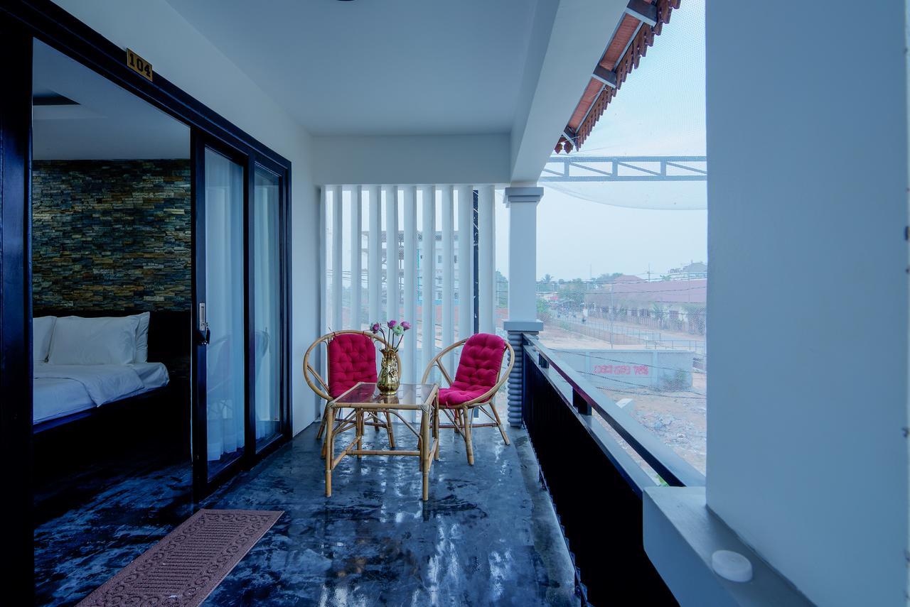 Dream Butterfly Garden Boutique 3*