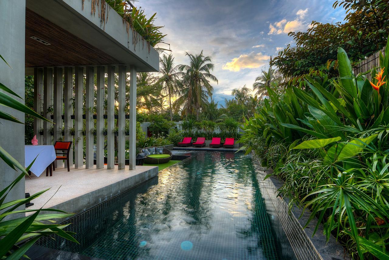Theary's Luxury Hotel