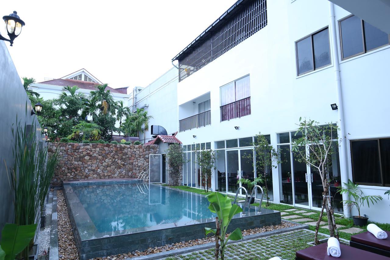 Holy Angkor Deluxe Hotel 4*