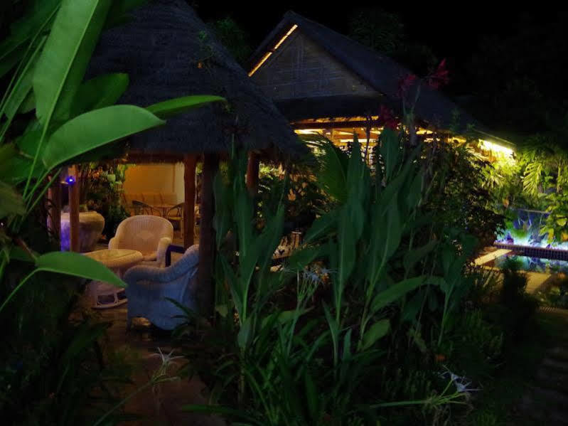 3 Monkeys Villa Residence