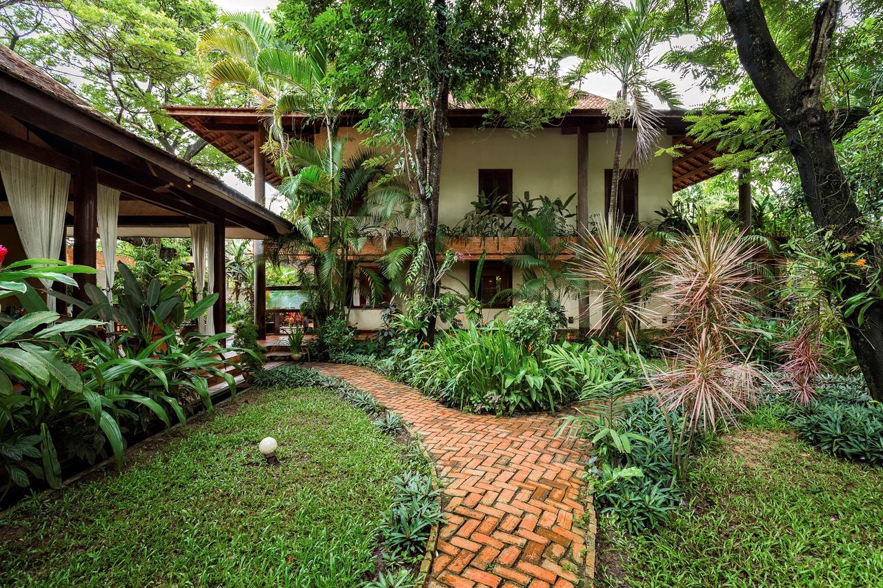 Amatao Tropical Villa *