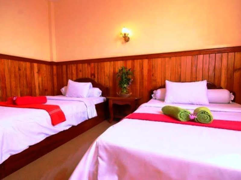 Bokre Angkor Hostel *