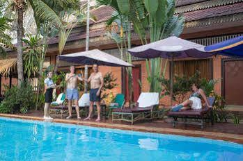 Neak Pean - Wooden House 3*