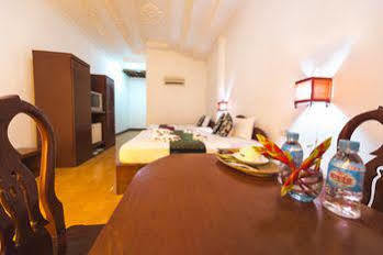 Neak Pean - Wooden House Hotel