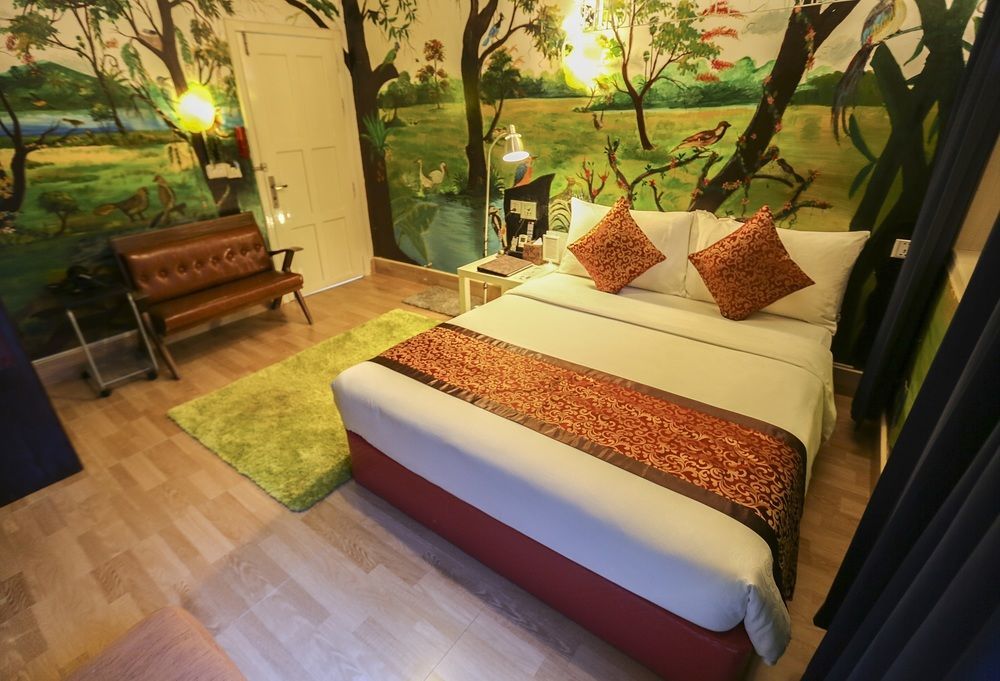 White Rabbit (adults Only) * Siem Reap