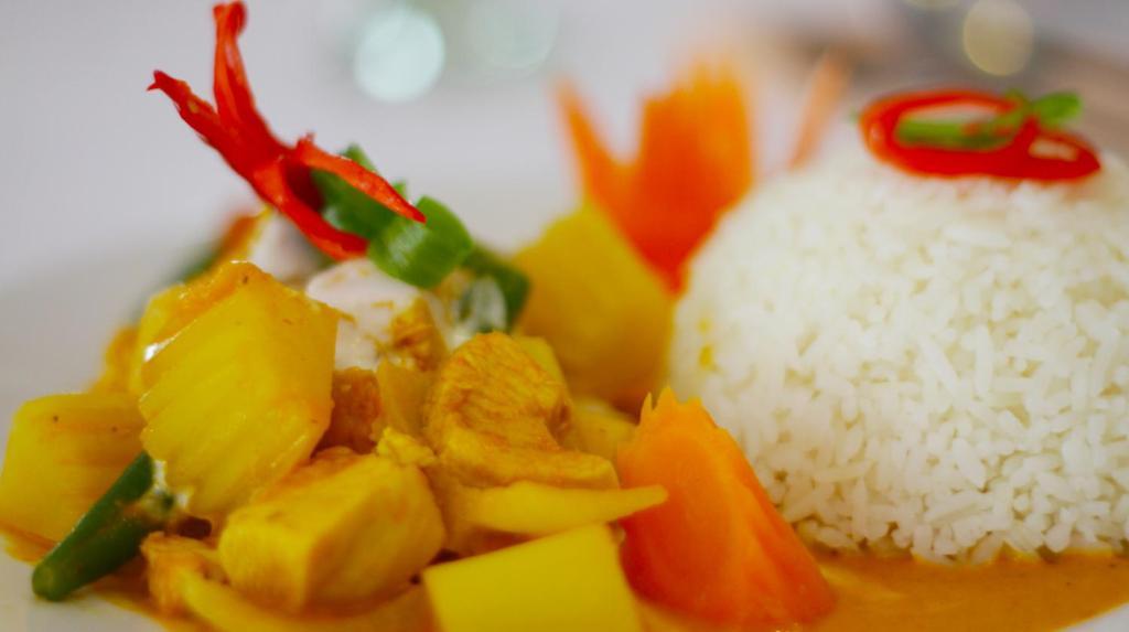 Hotel Heart Language Angkor