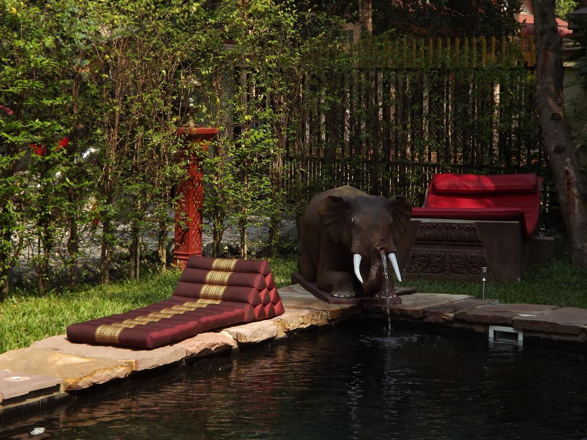 Manuela Eric Siem Reap