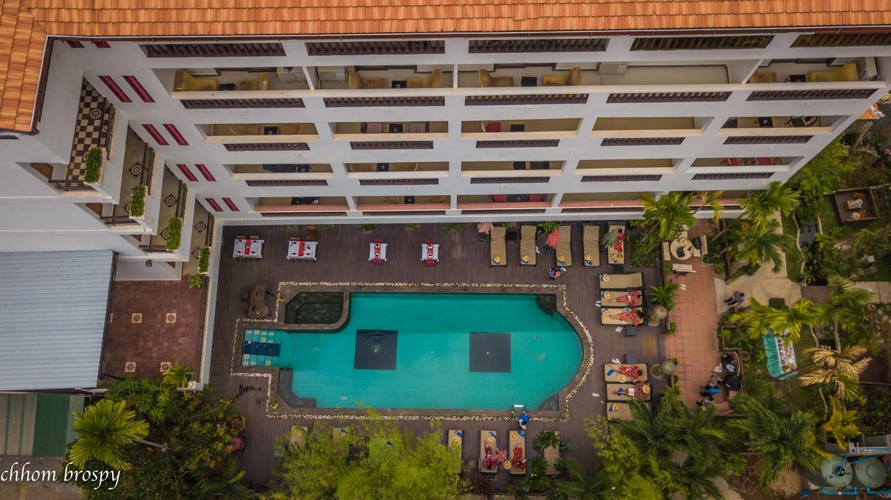 Hotel Mekong Angkor Palace 4*