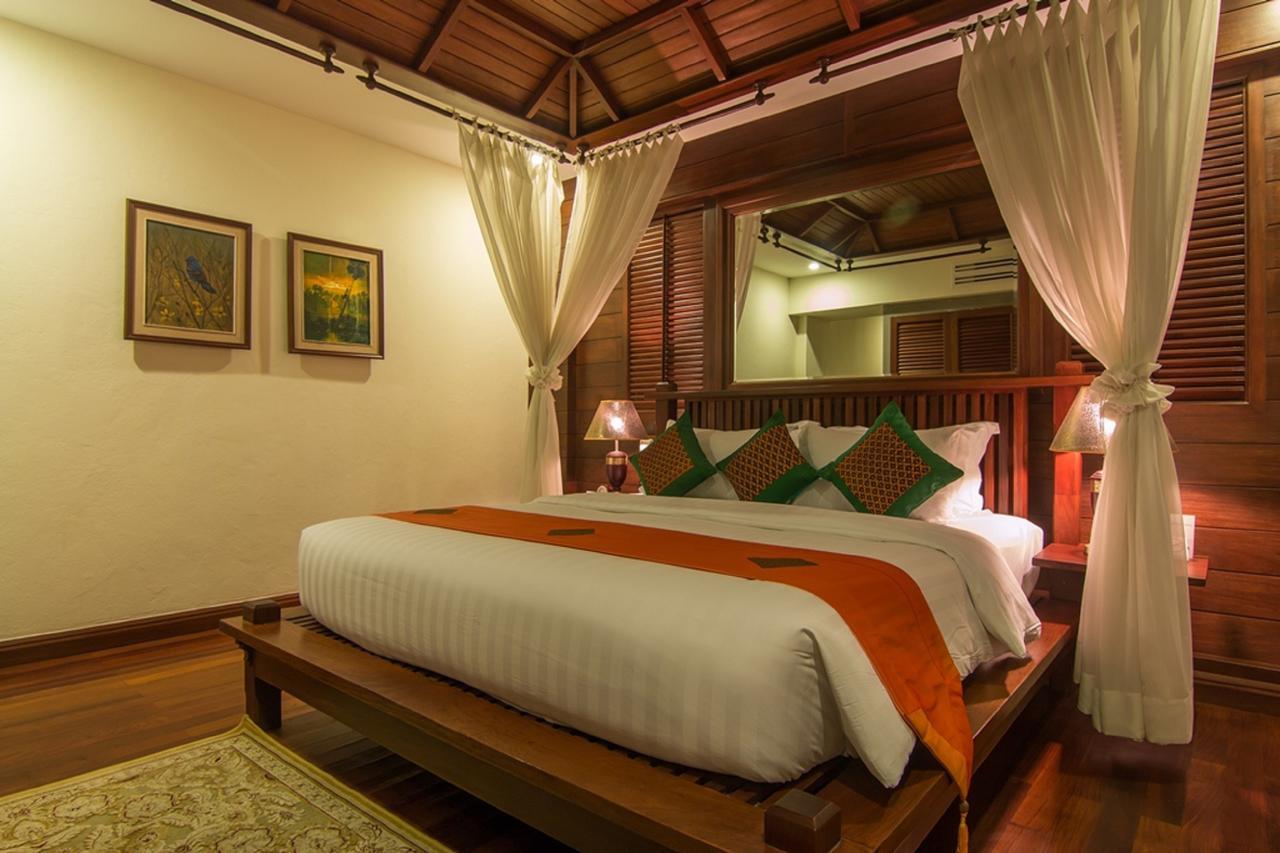 Angkor Palace &