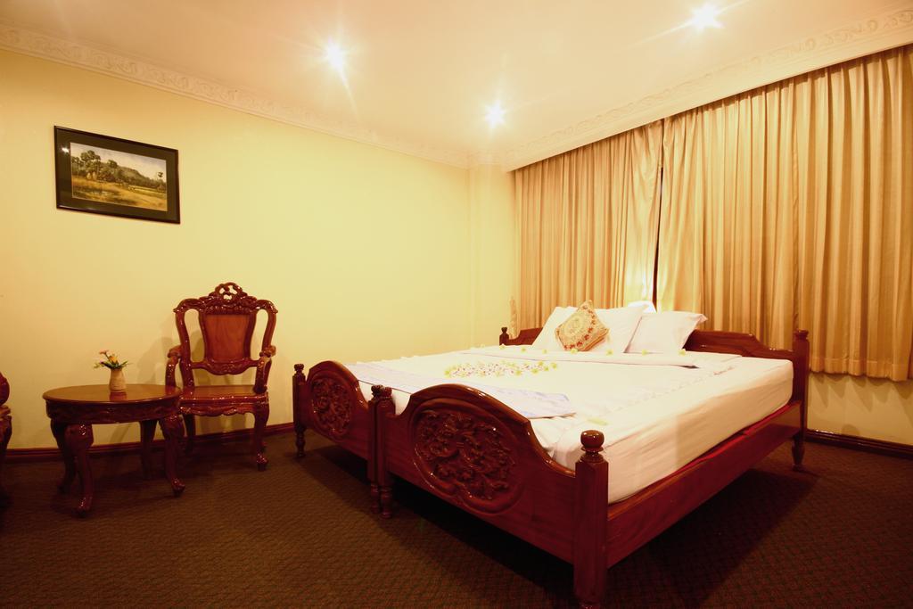 Monica Angkor 3*