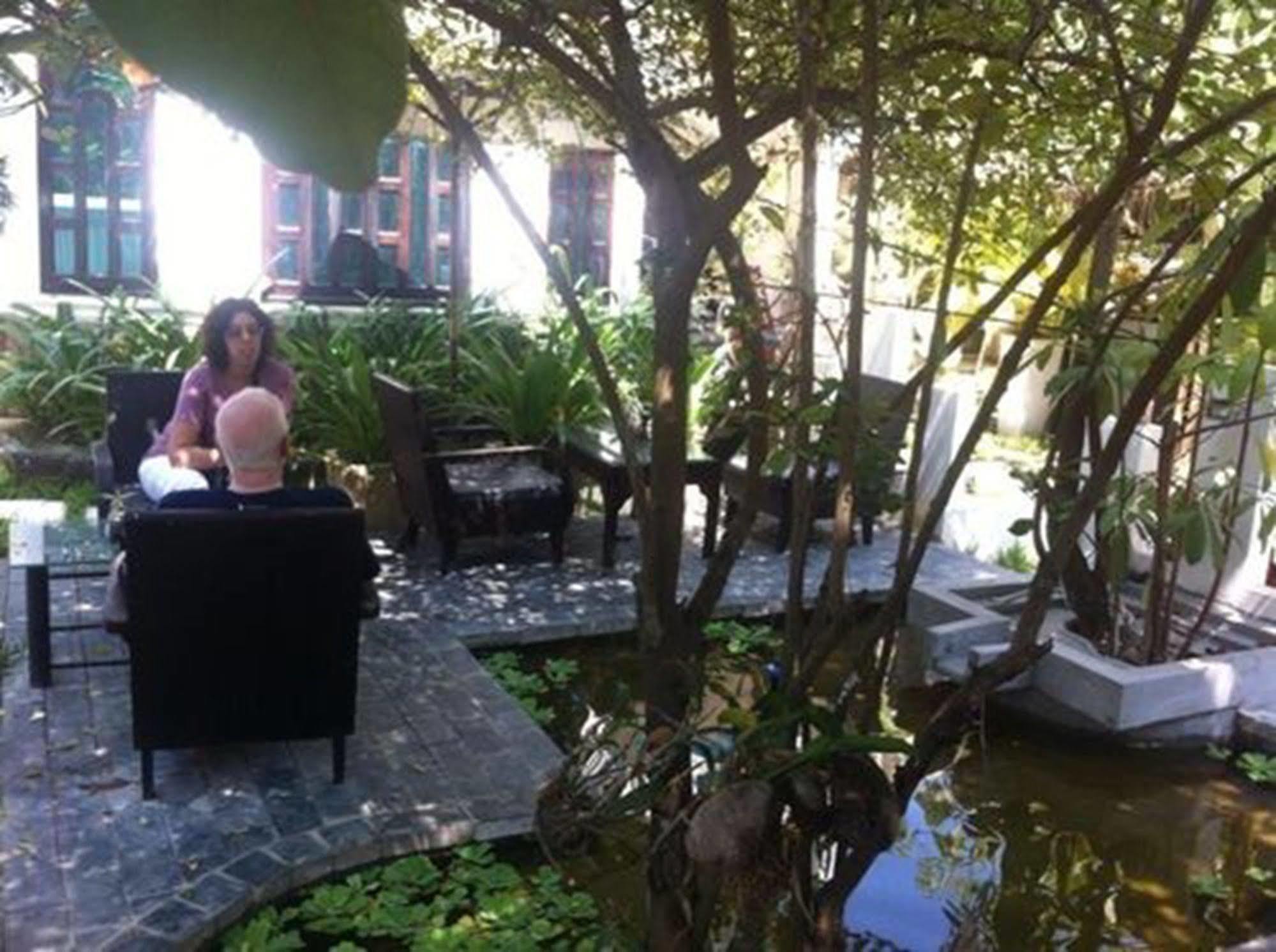 Eocambo Hotel 3*