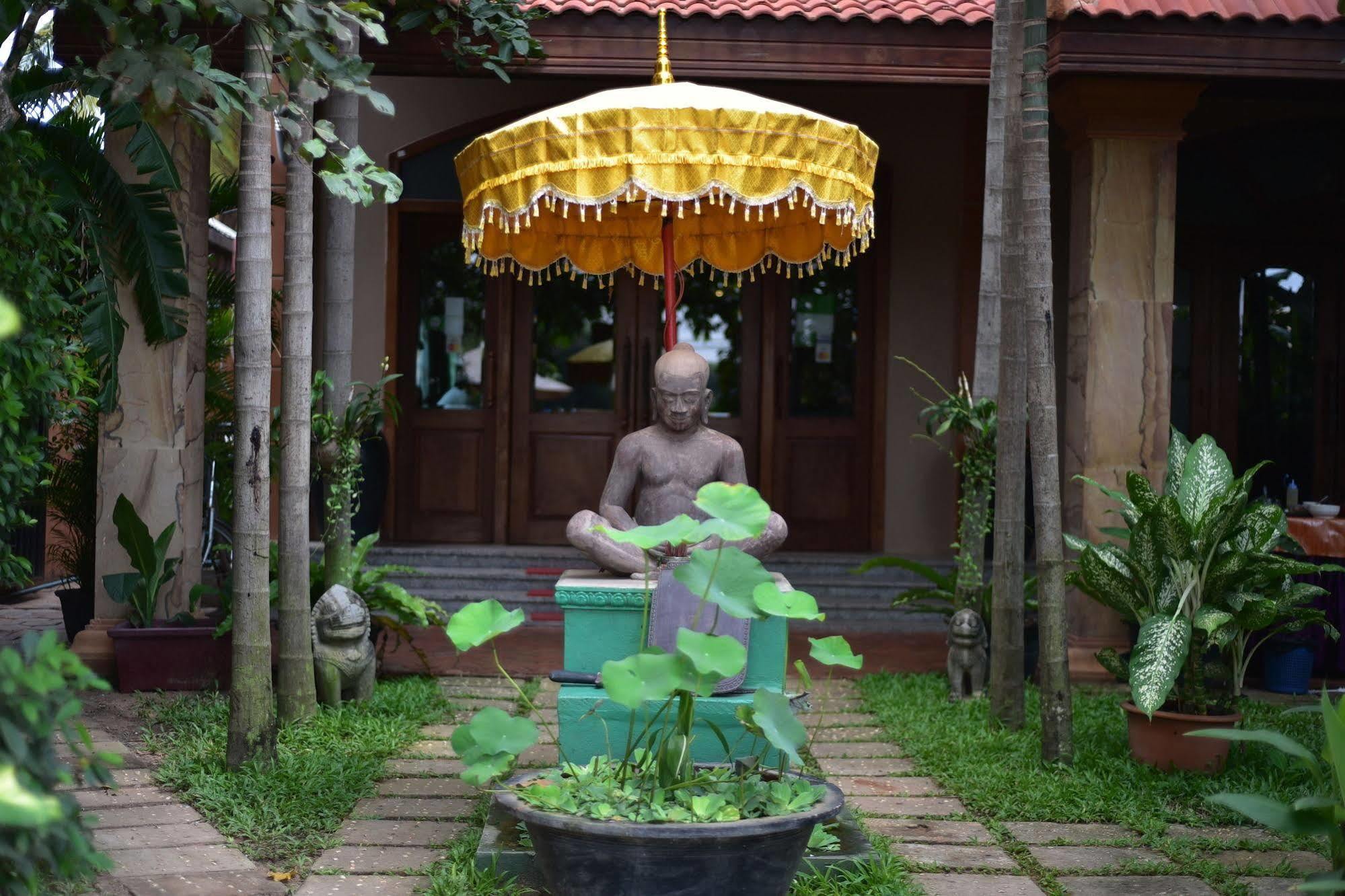 Hotel Gloria Angkor 3*
