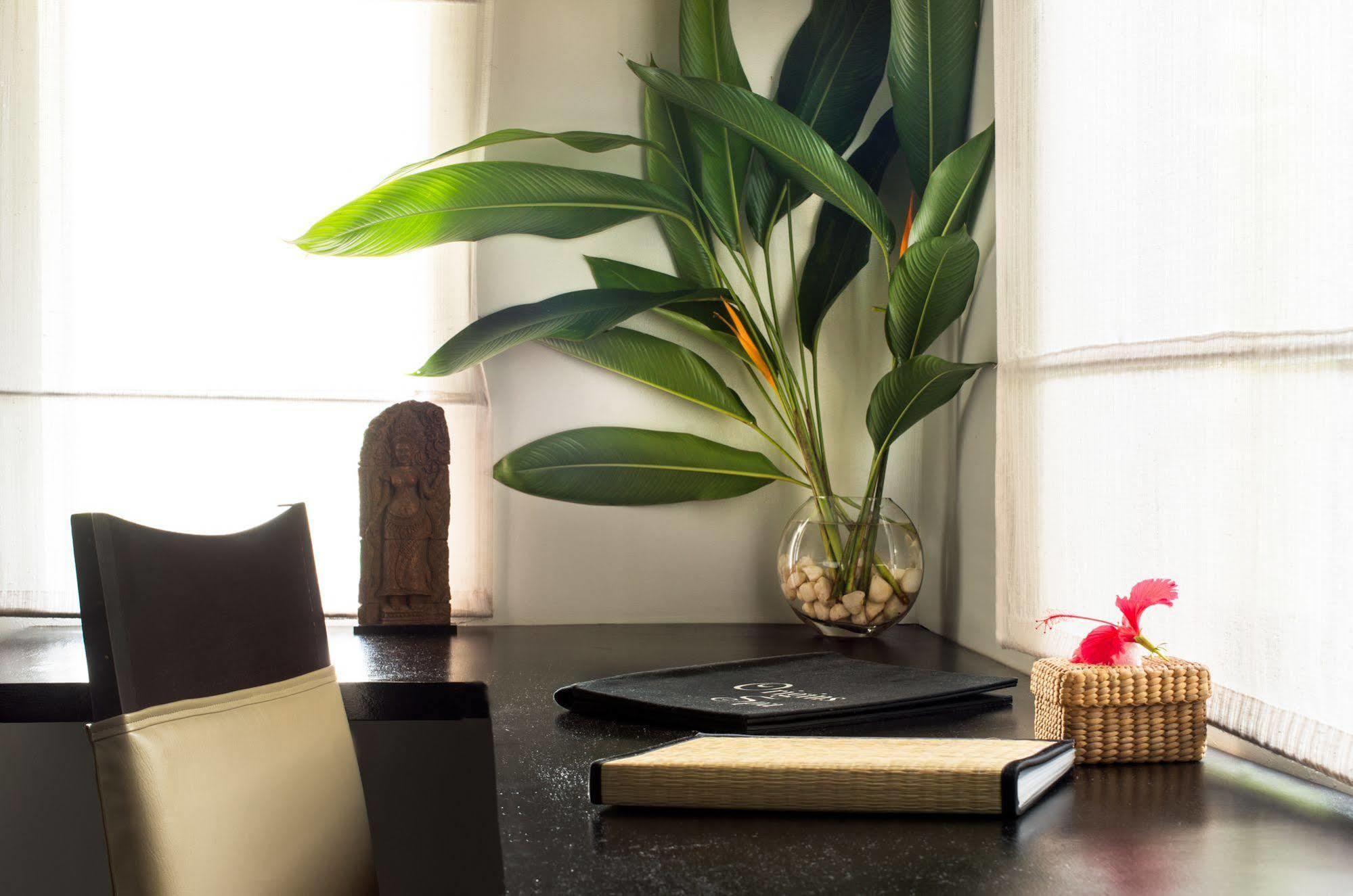 Sojourn Boutique 4*