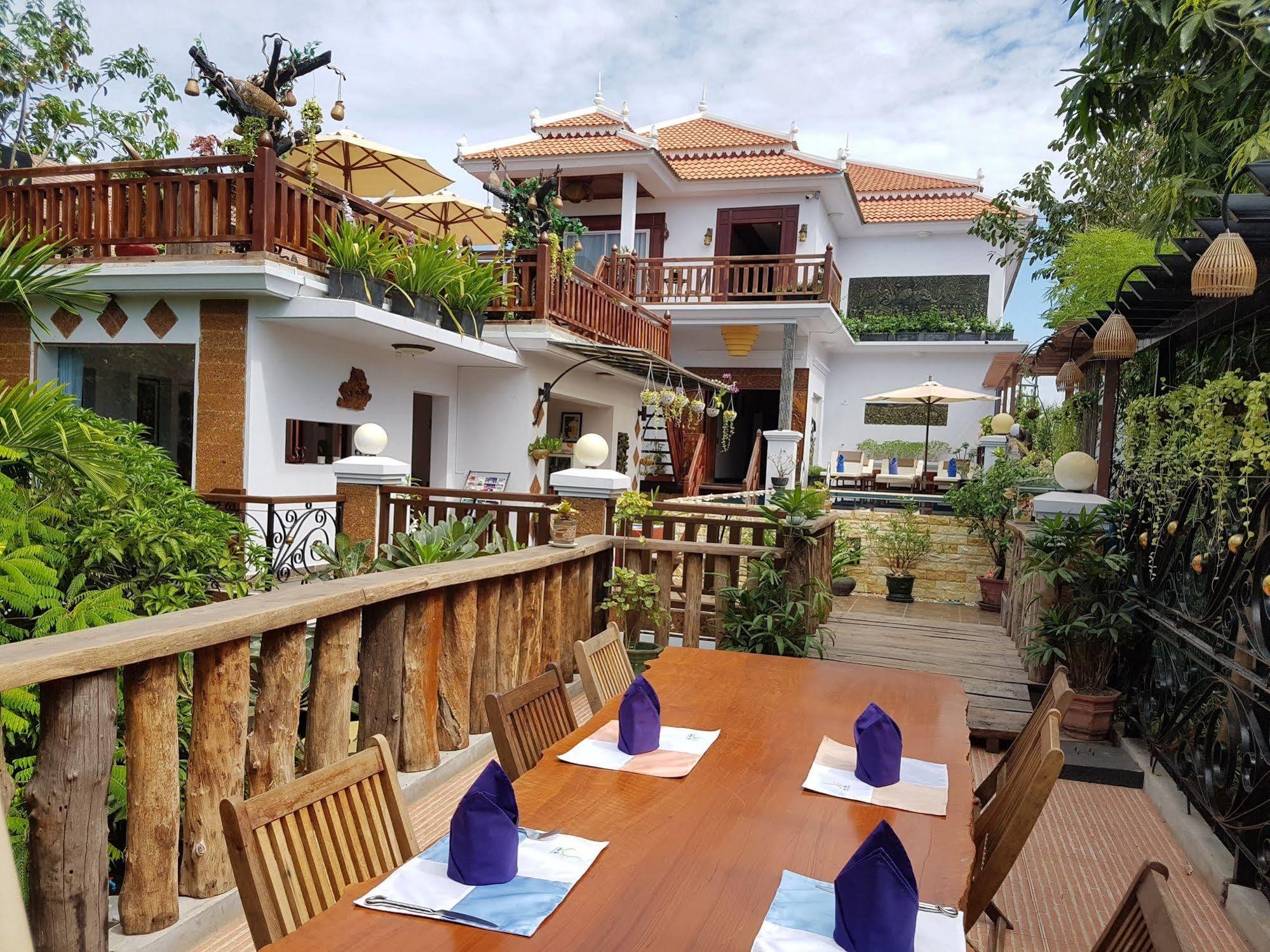 The Seda Hotel 3*