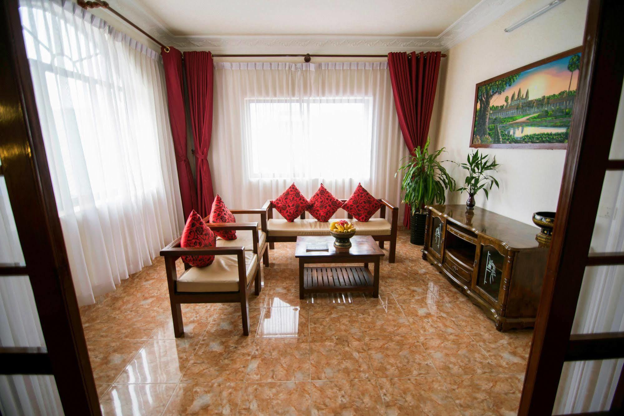 Reaksmey Chanreas Siem Reap