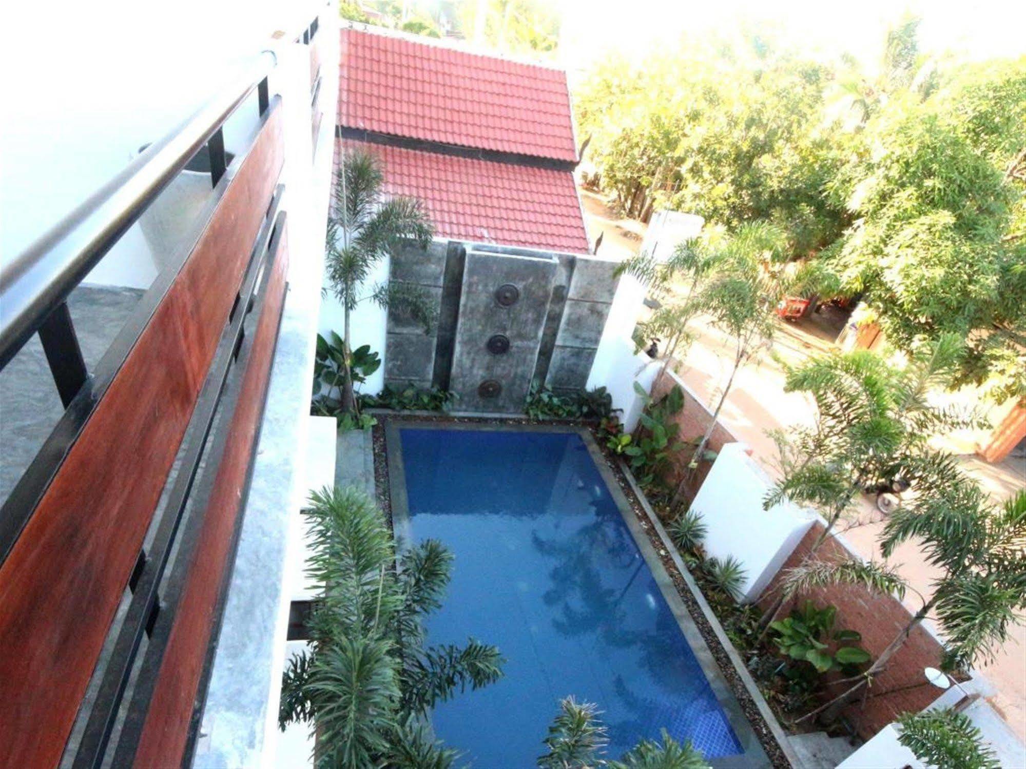 The Gallery Boutique Hotel 3*