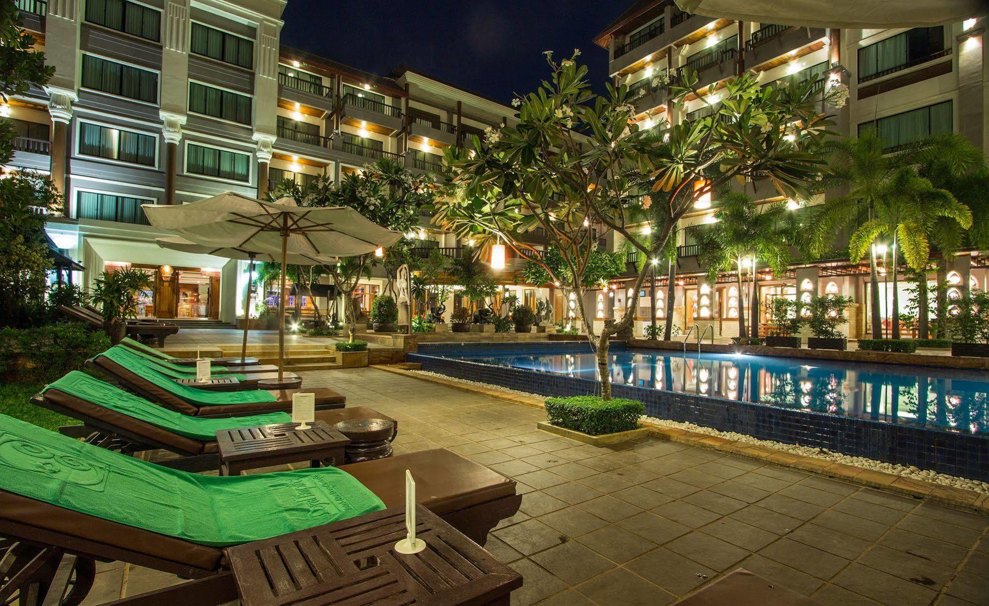 Royal Empire Premium 4*