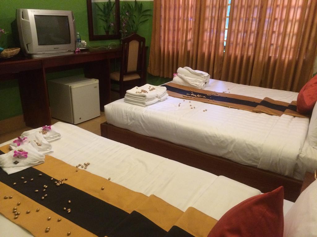 Golden Luck Hotel 2*