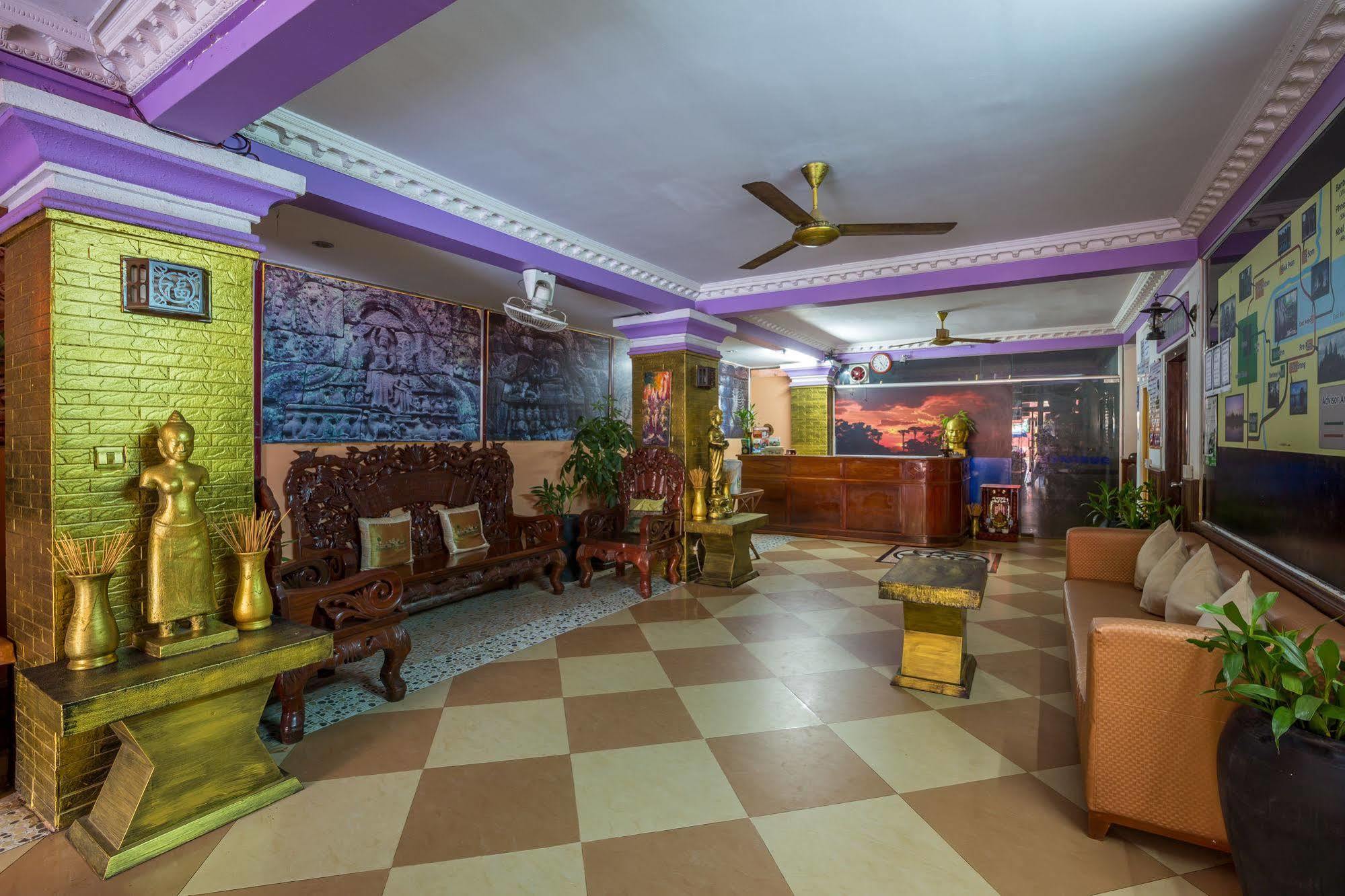 Hostel Adan World Siem Reap