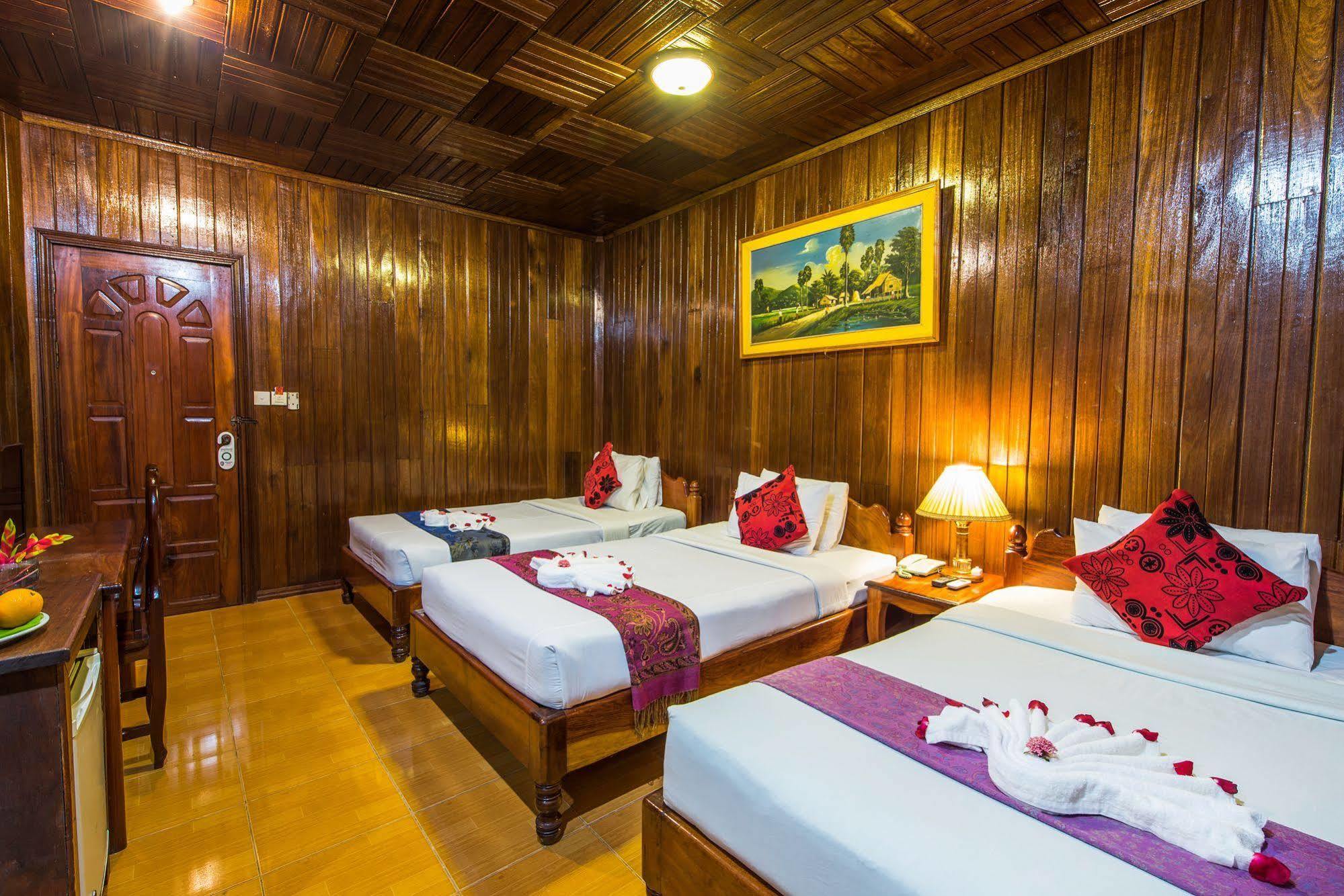 Neak Pean - Wooden House 3* Siem Reap