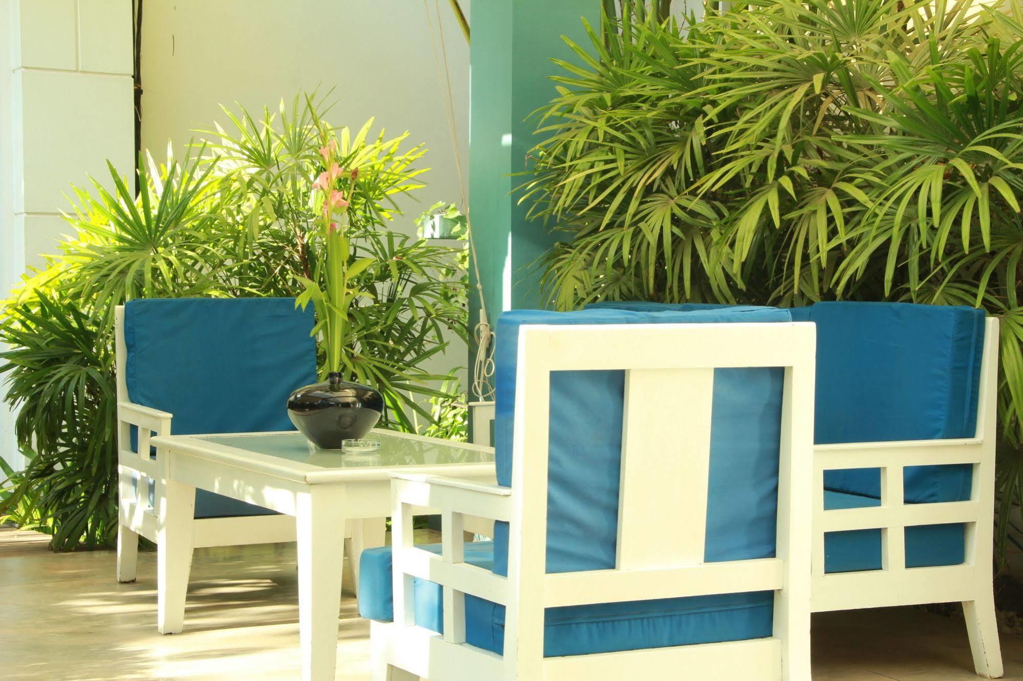 The Frangipani Ii Hotel 4*