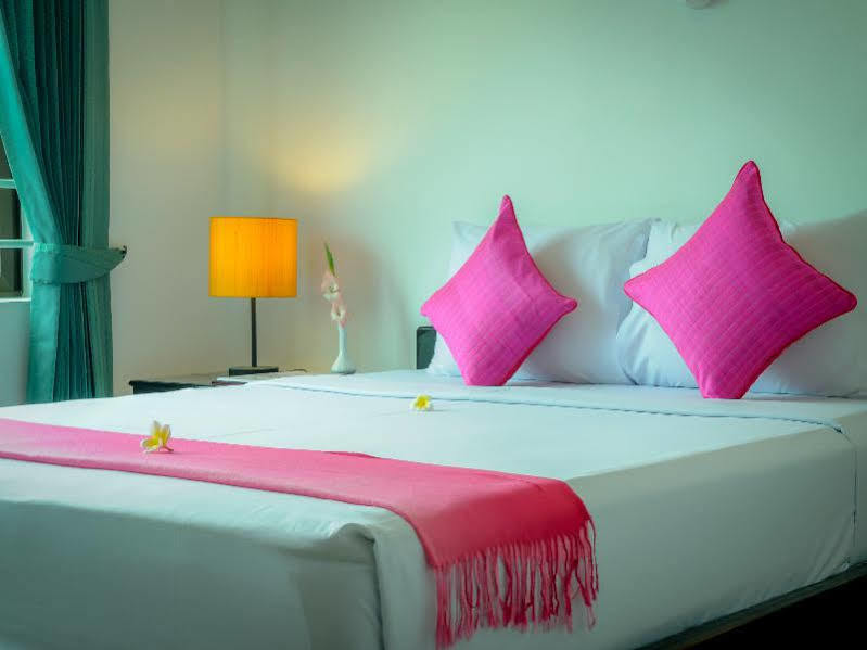 Hotel The Frangipani Ii