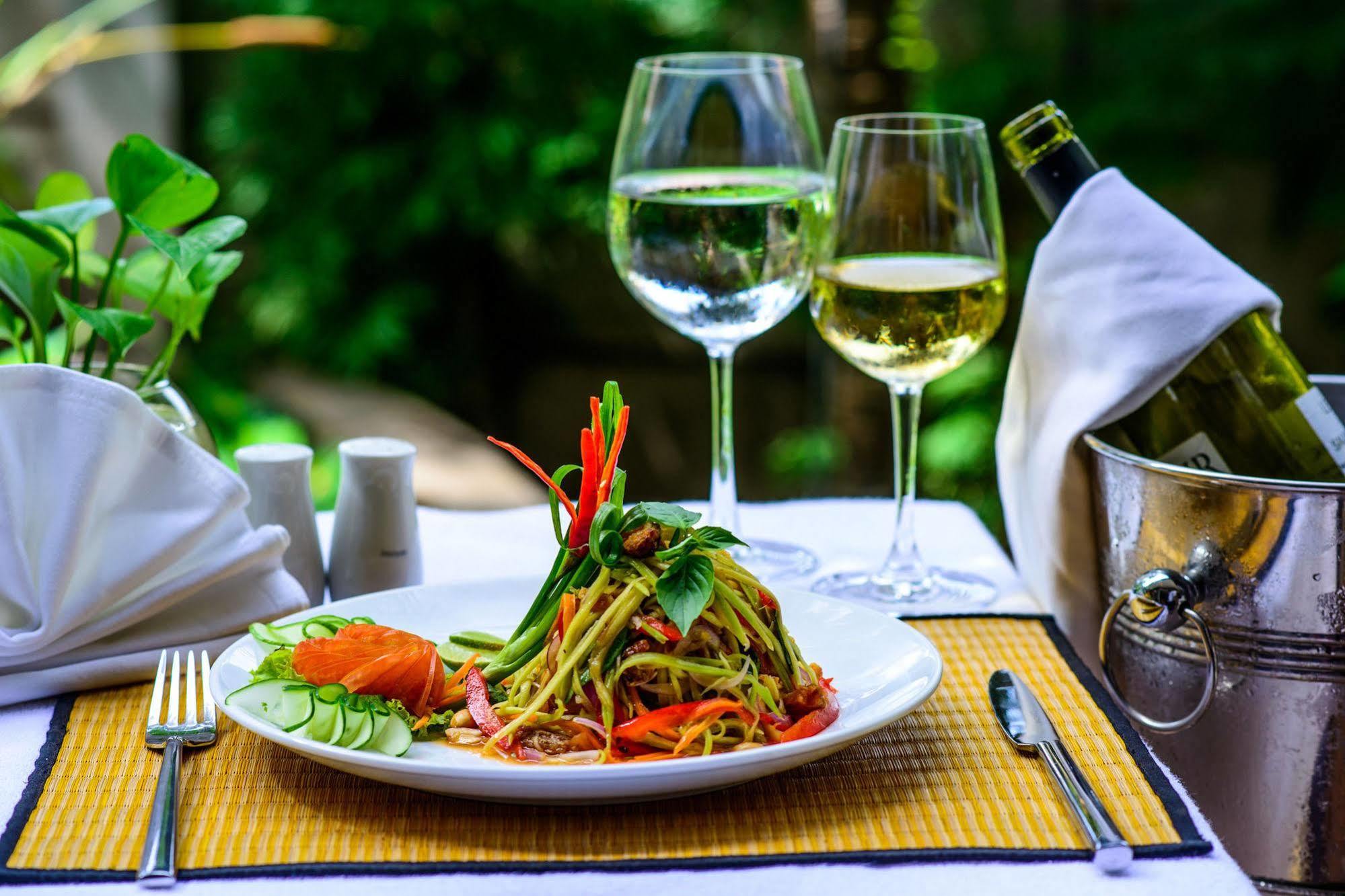 Charming Angkor & 4*