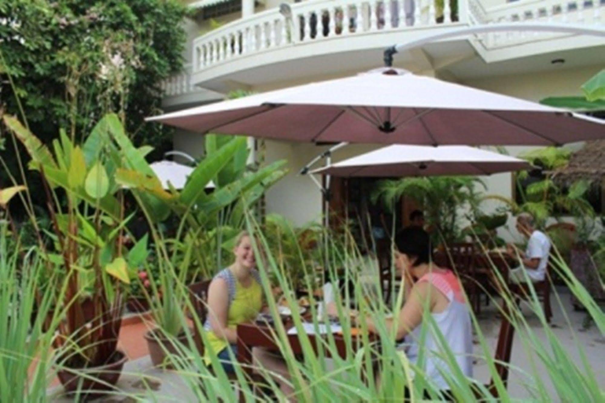 Horizons Cambodia Hotel 3*