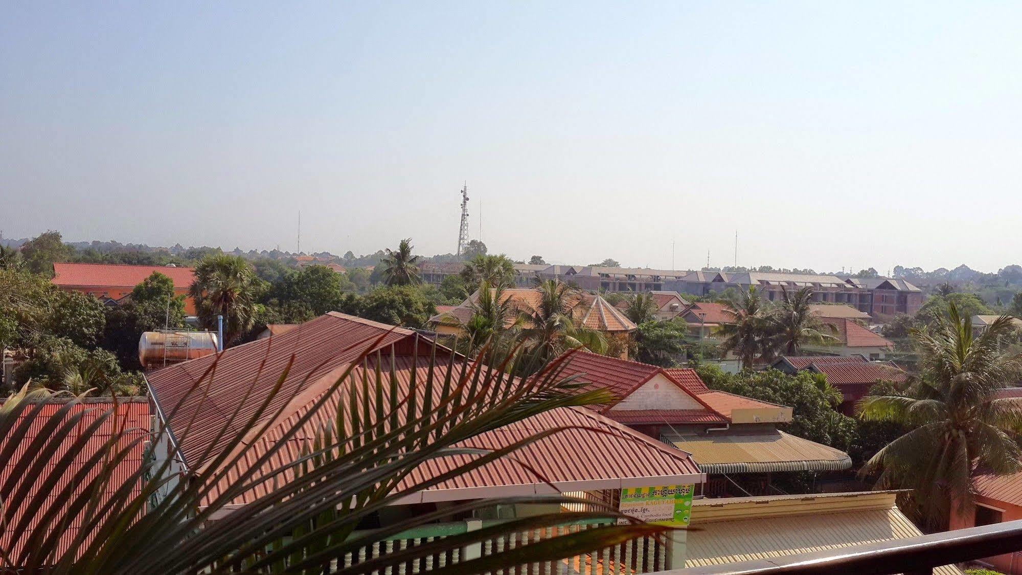Hotel Saem Siemreap 4*