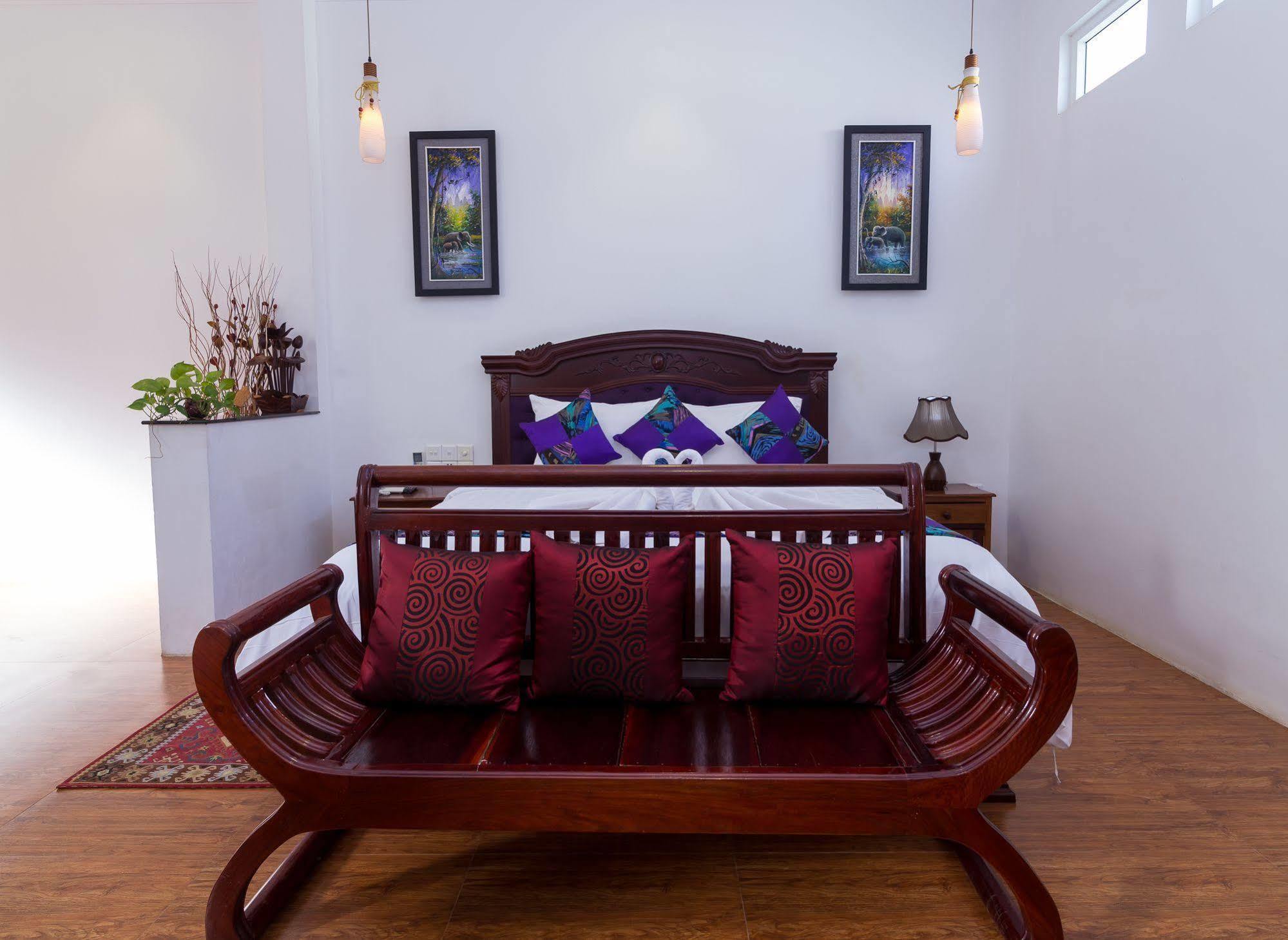 Ly Ann Boutique D'angkor Siem Reap