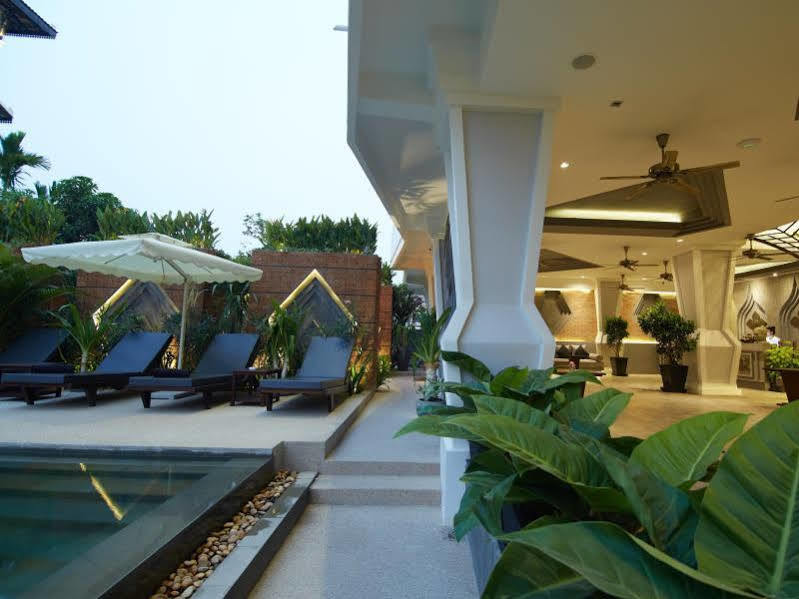 Central Suite Residence 4*