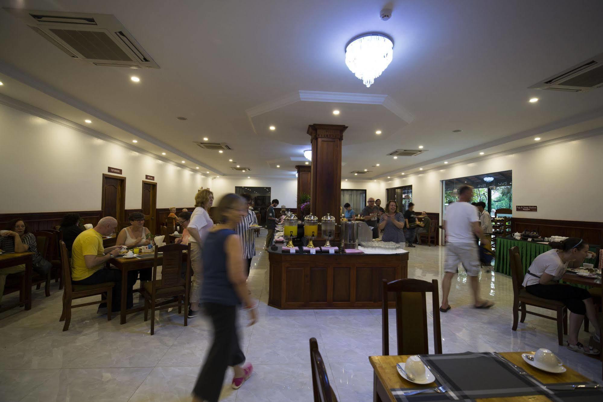 Hotel Sokha Roth Premium 4*