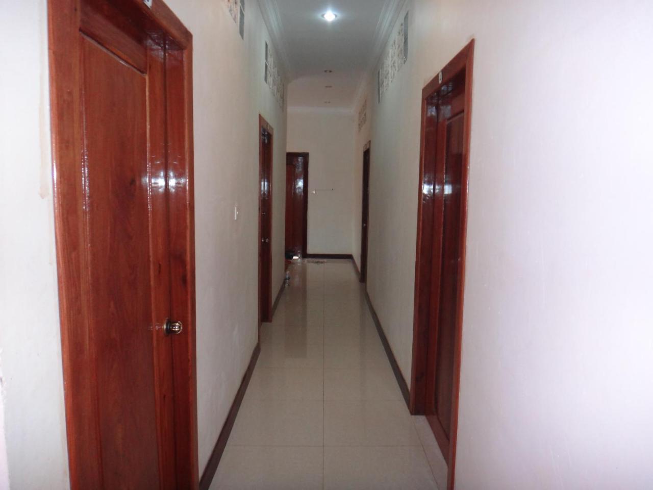 Sithoun Monorom (adults Only) Khách sạn 2*
