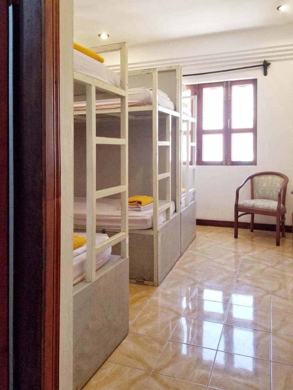 Hotel Heart Language Angkor