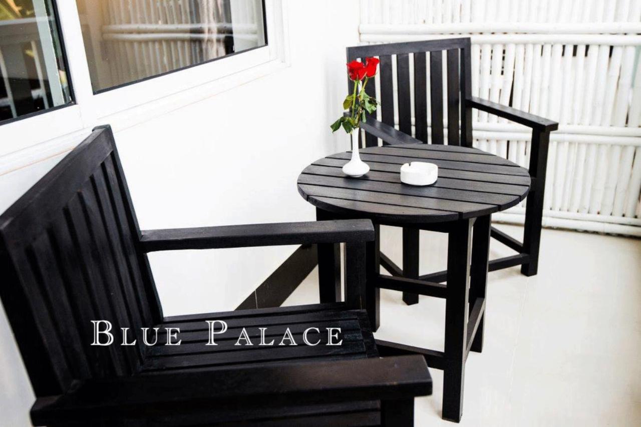 Blue Palace Khách sạn