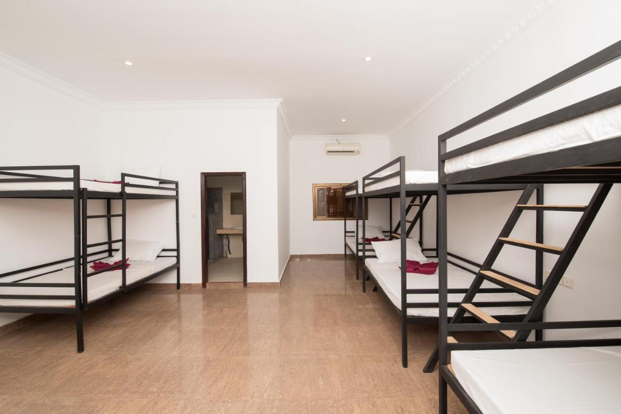 Barefoot Backpacker Hostel
