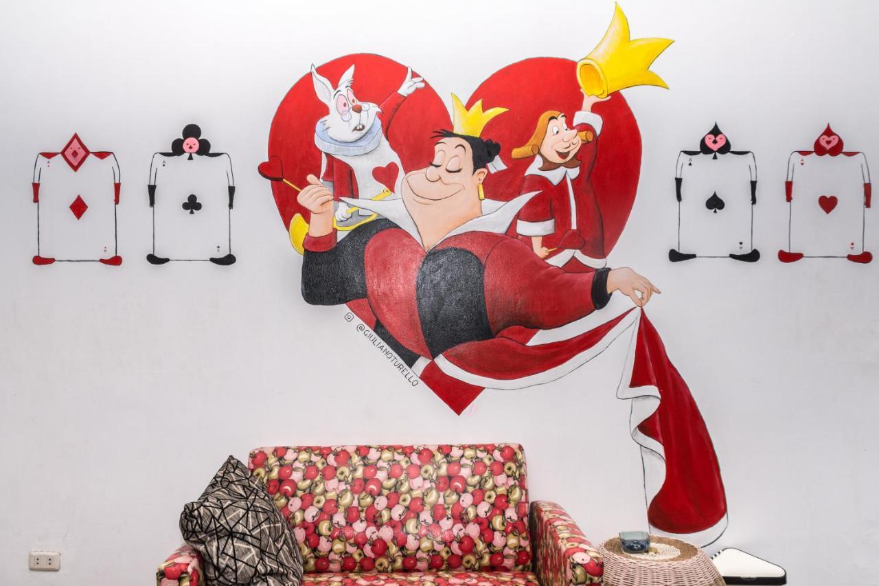 Hostel White Rabbit (adults Only)