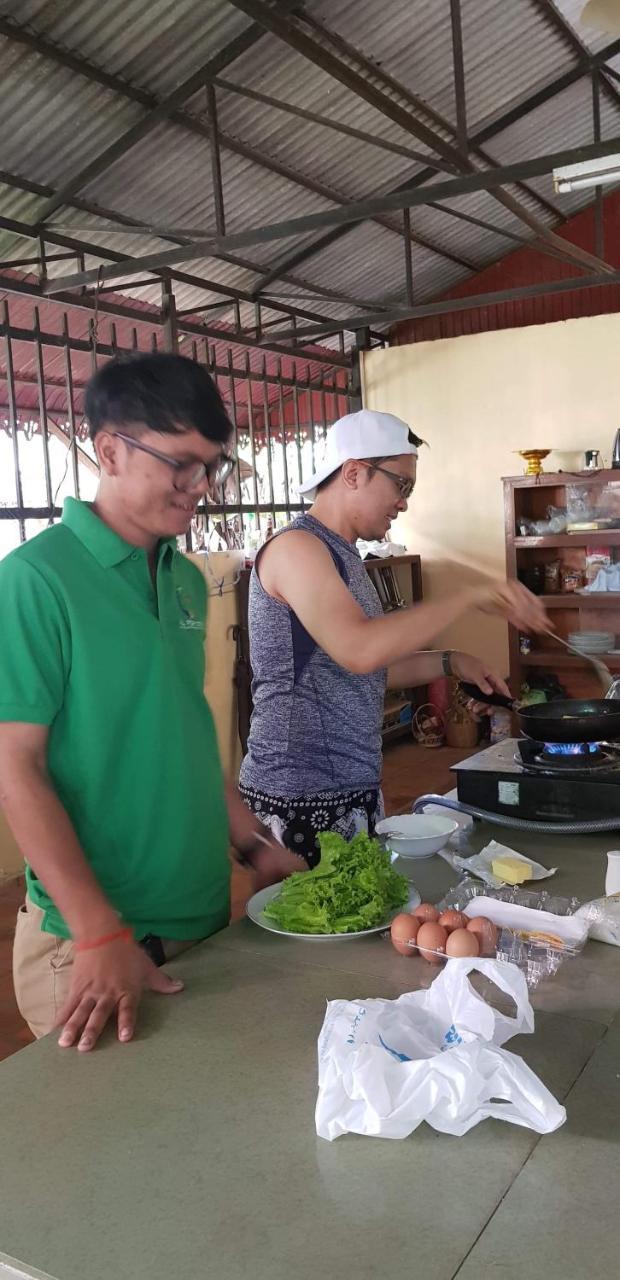 For 2* Siem Reap