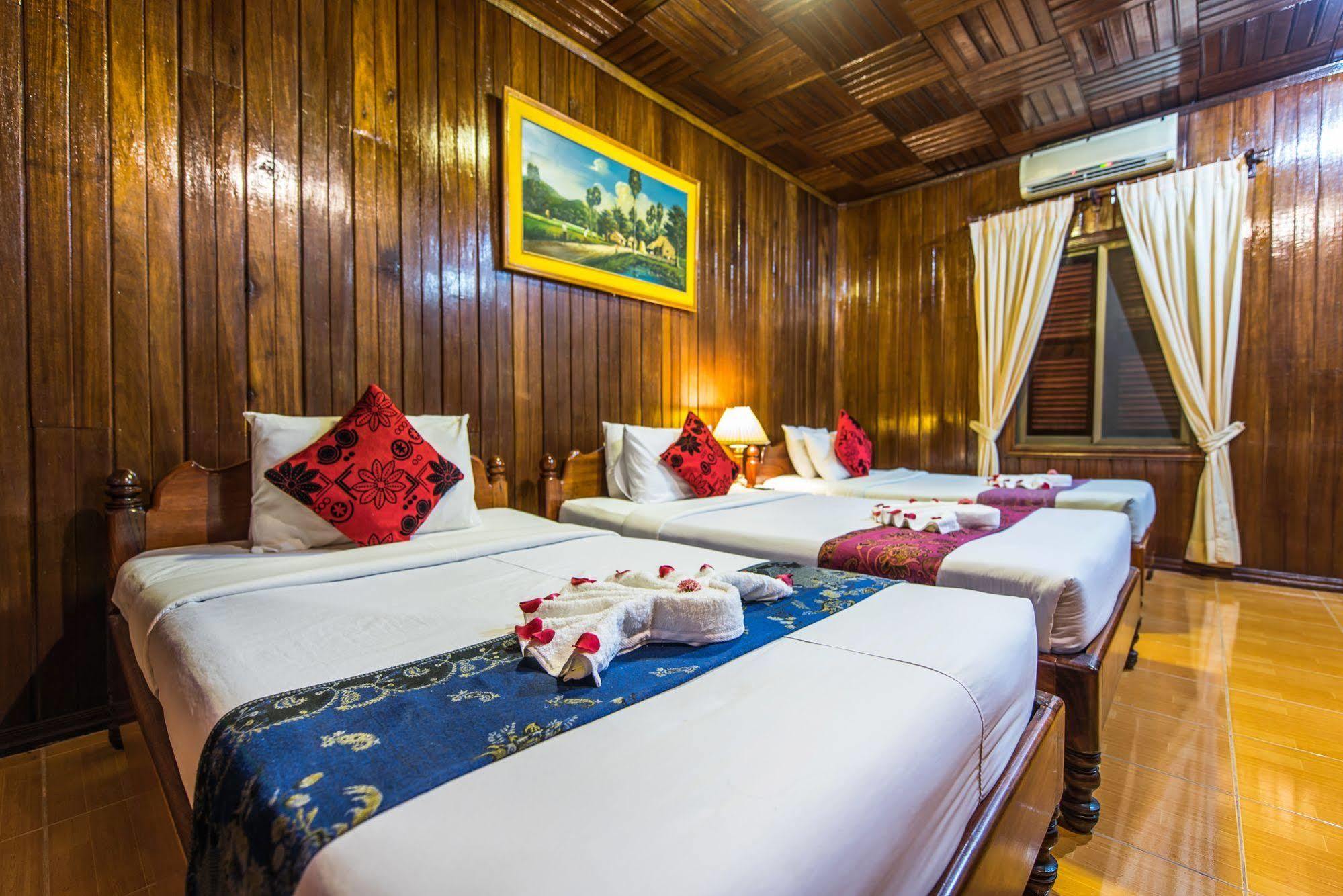 Hotel Neak Pean - Wooden House
