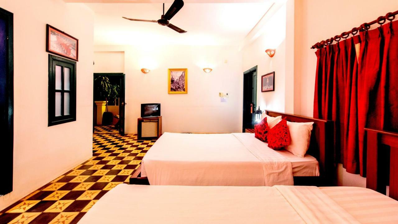 Wat Damnak Hotel