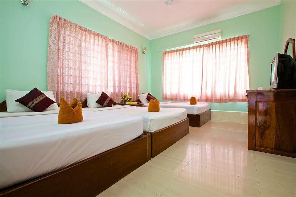 Hotel Cheata 3*