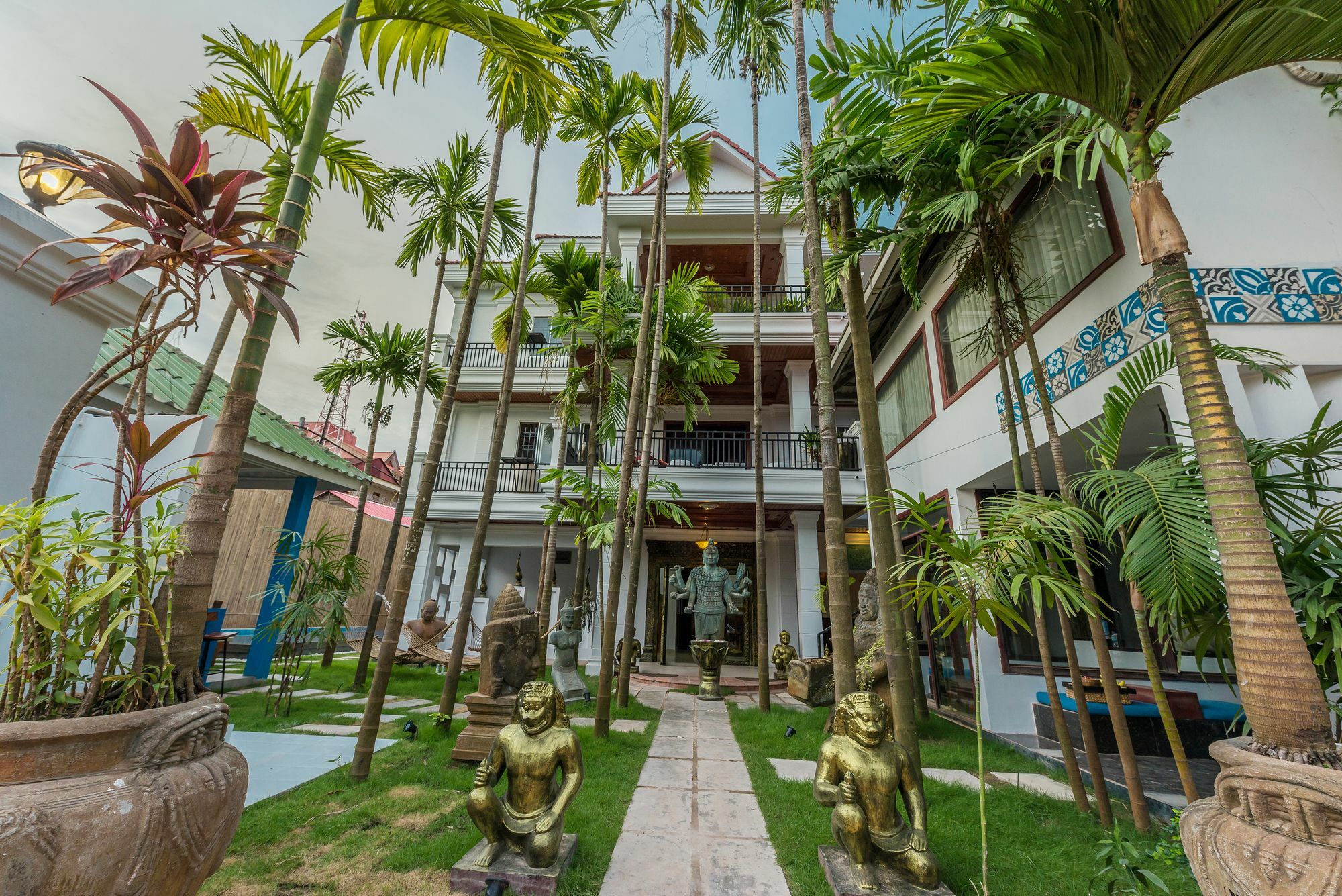 Hotel Traveller Angkor