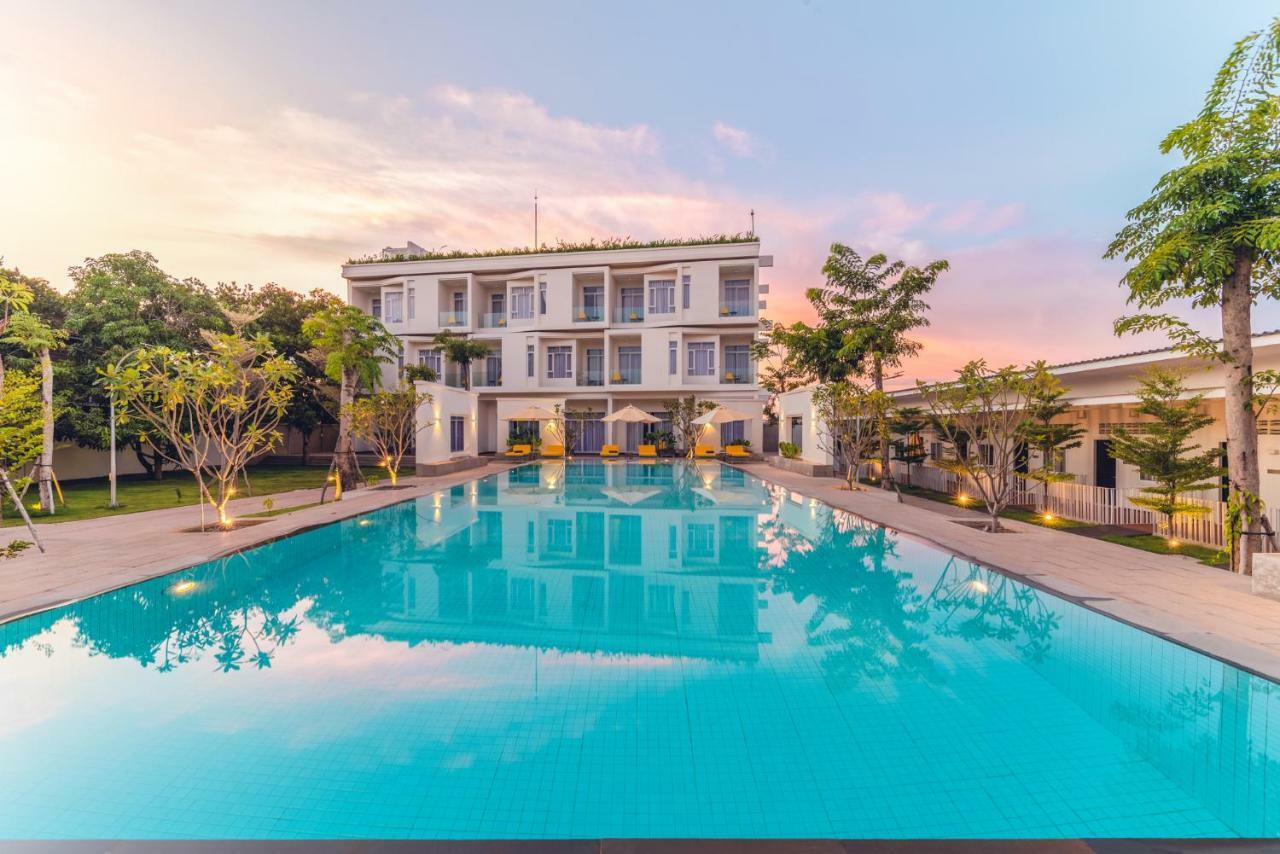 Molito Blanc Postel Khách sạn 4*