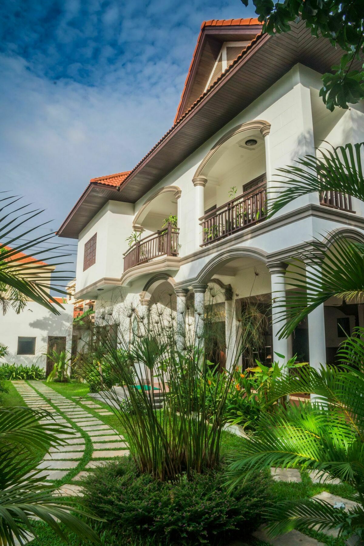 Angkor Yellow Villa Siem Reap
