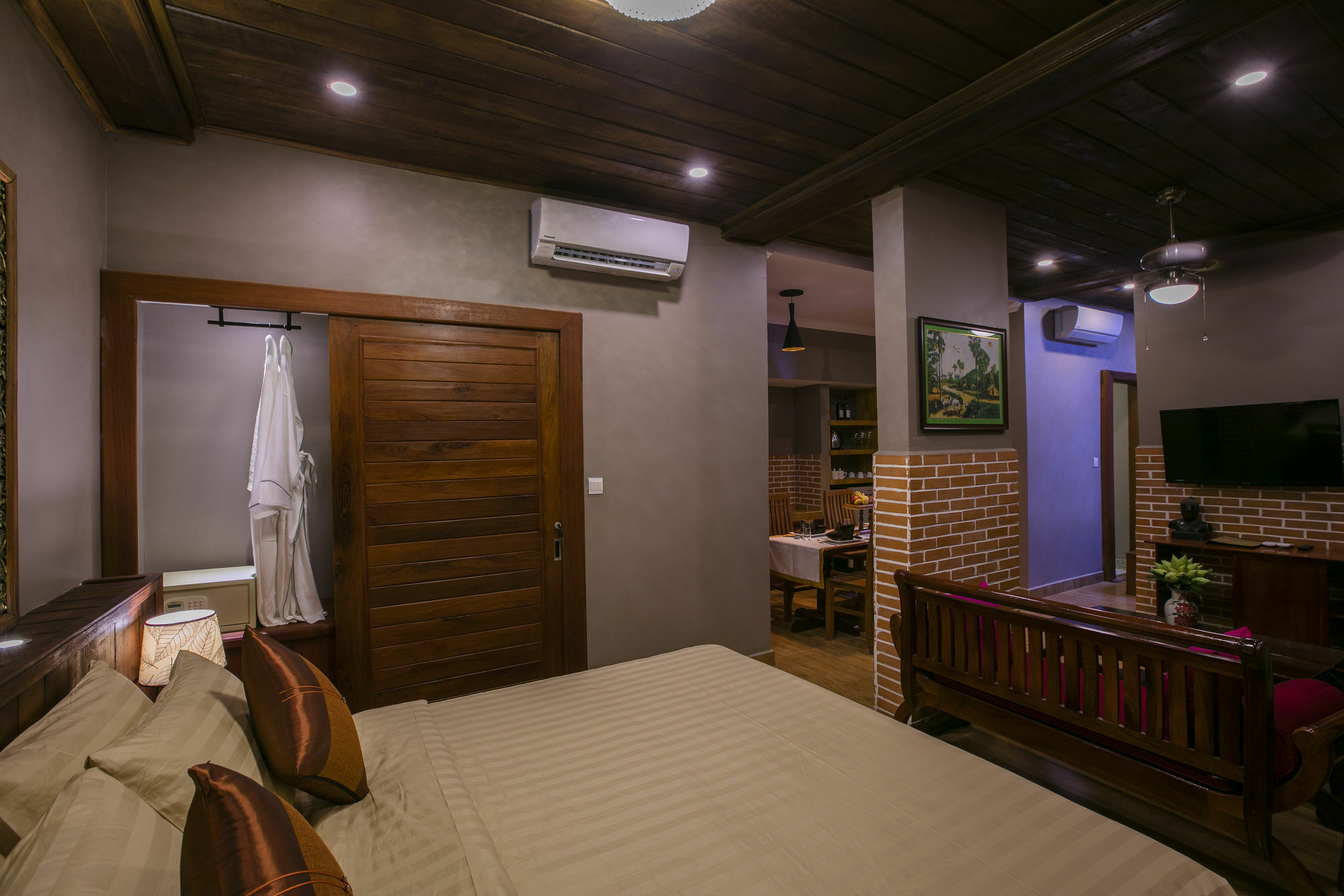 Image D' Angkor Boutique *