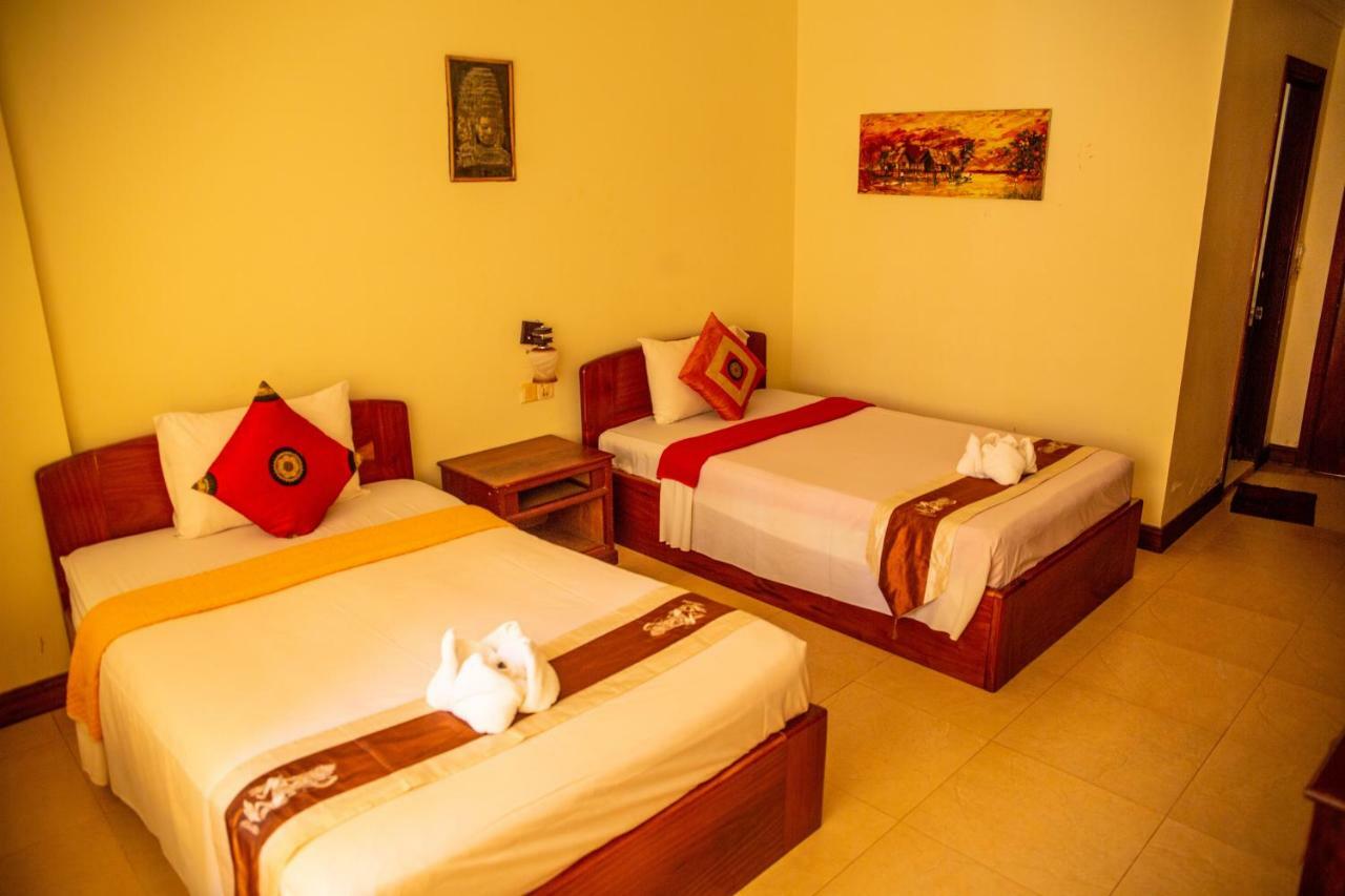Khách sạn Rajdhani Palace Siem Reap