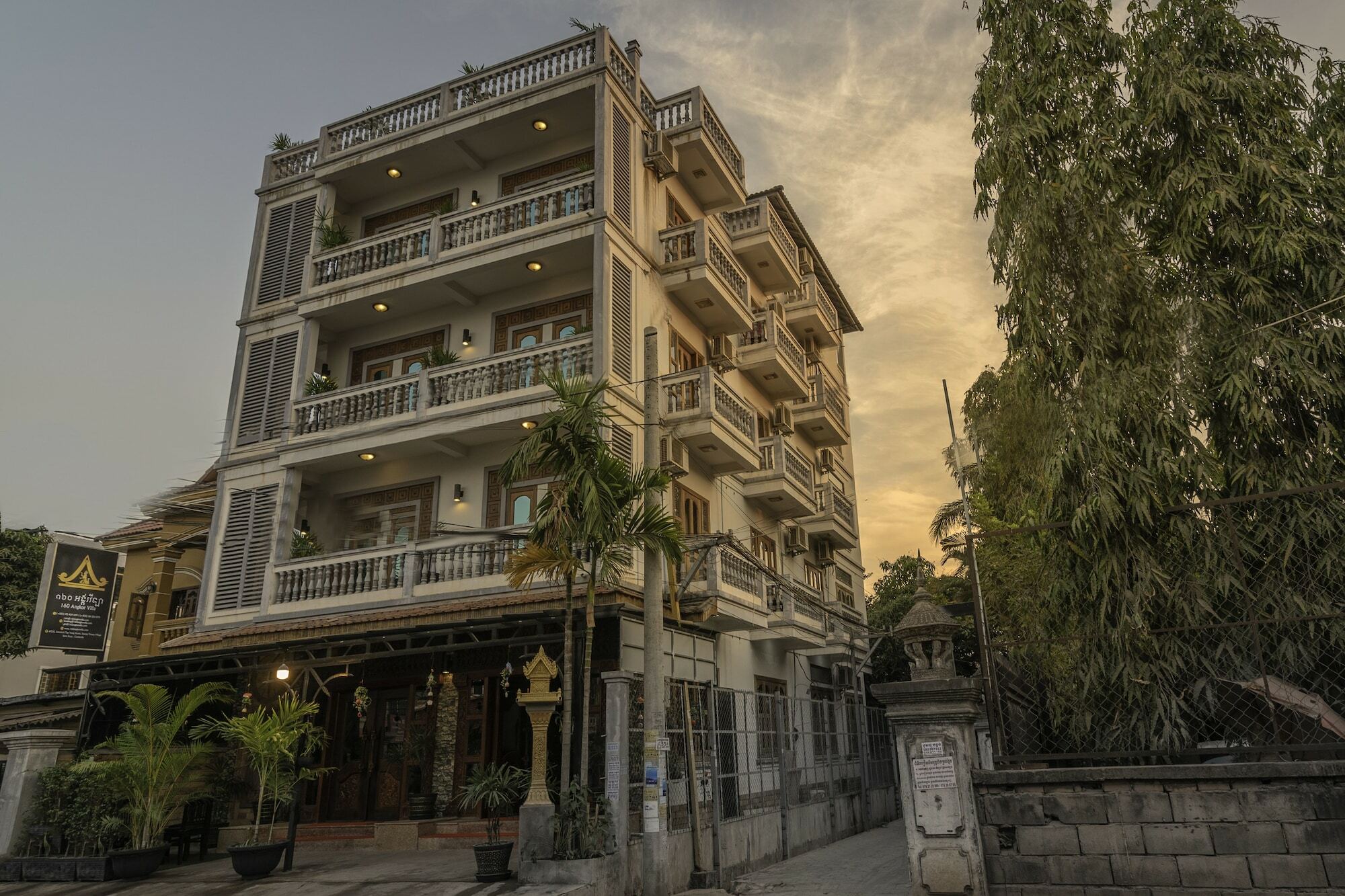 160 Angkor Siem Reap